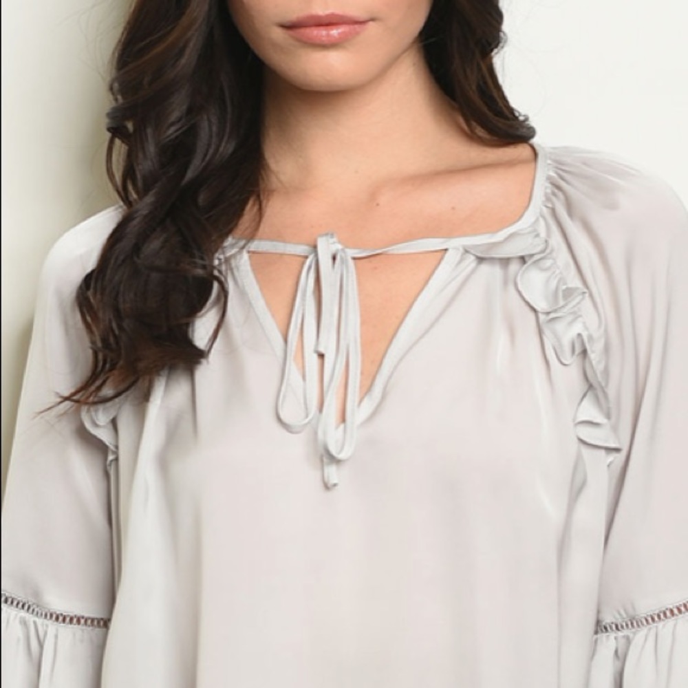 NWT Boutique Silver Grey Bell Sleeve Blouse Top - Picture 3 of 4